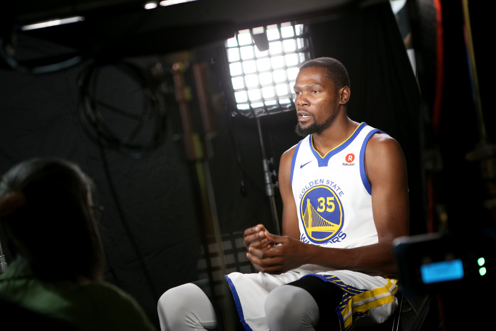 Kevin Durant invests in Andreessen Horowitz fund to get people of color into tech