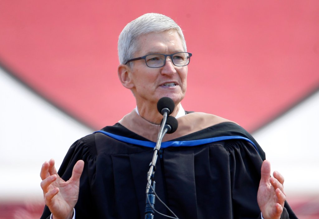 At Stanford commencement, Apple CEO Tim Cook cites Theranos in call for accountability in Silicon Valley