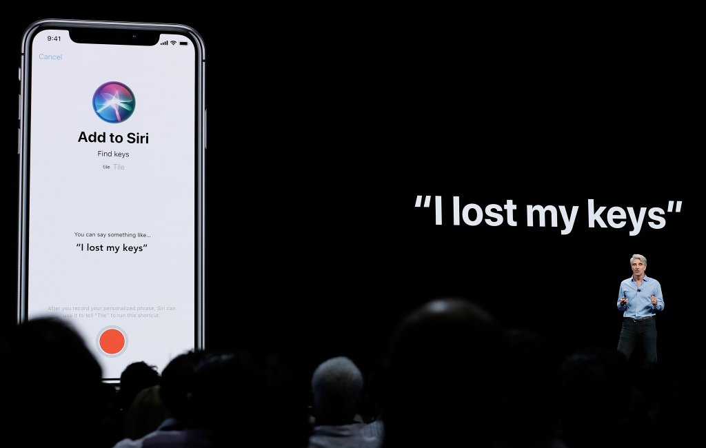 Apple apologizes, will change Siri recording practice