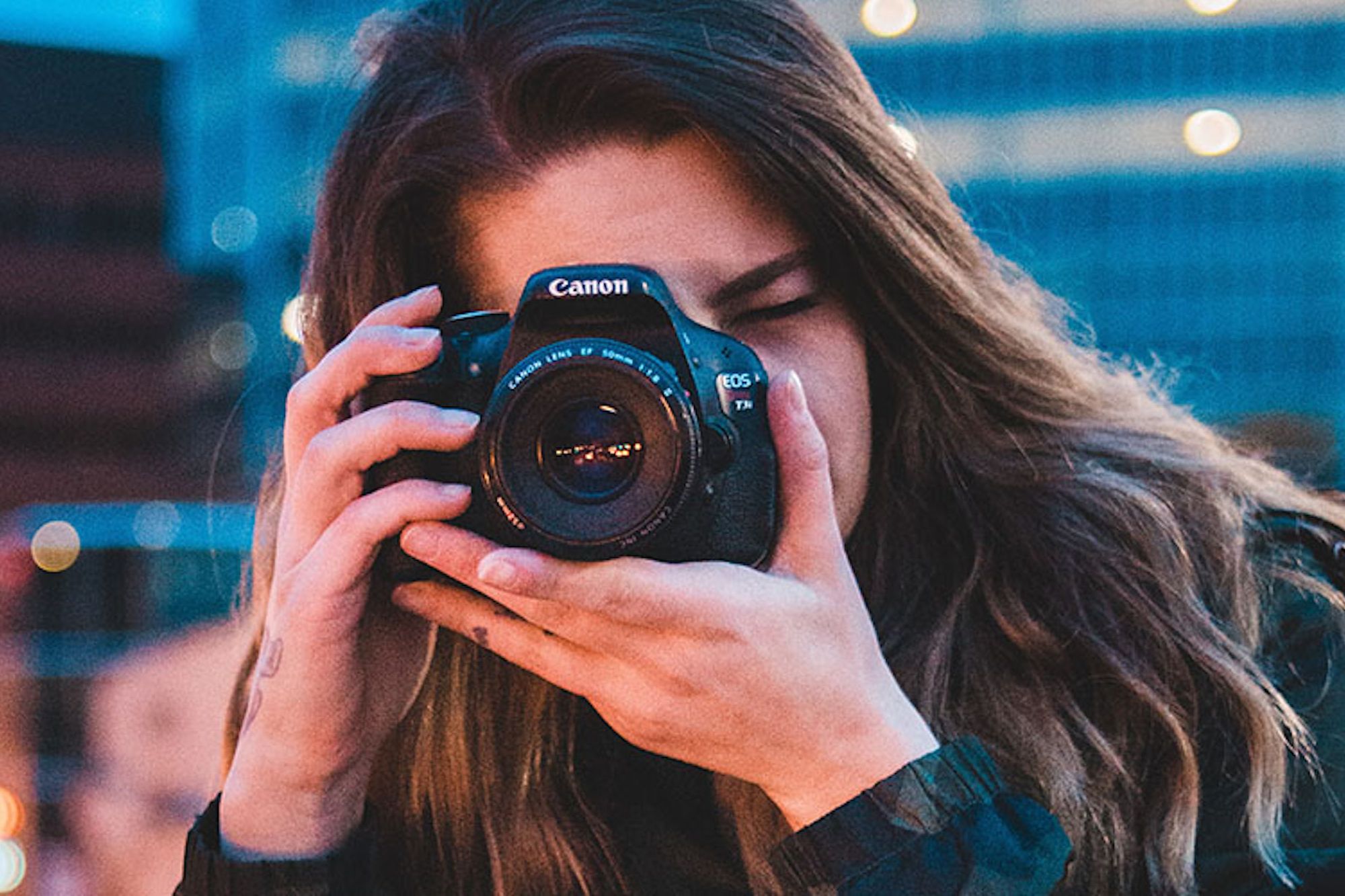 Learn How to Start a Creative Side Hustle as a Photographer
