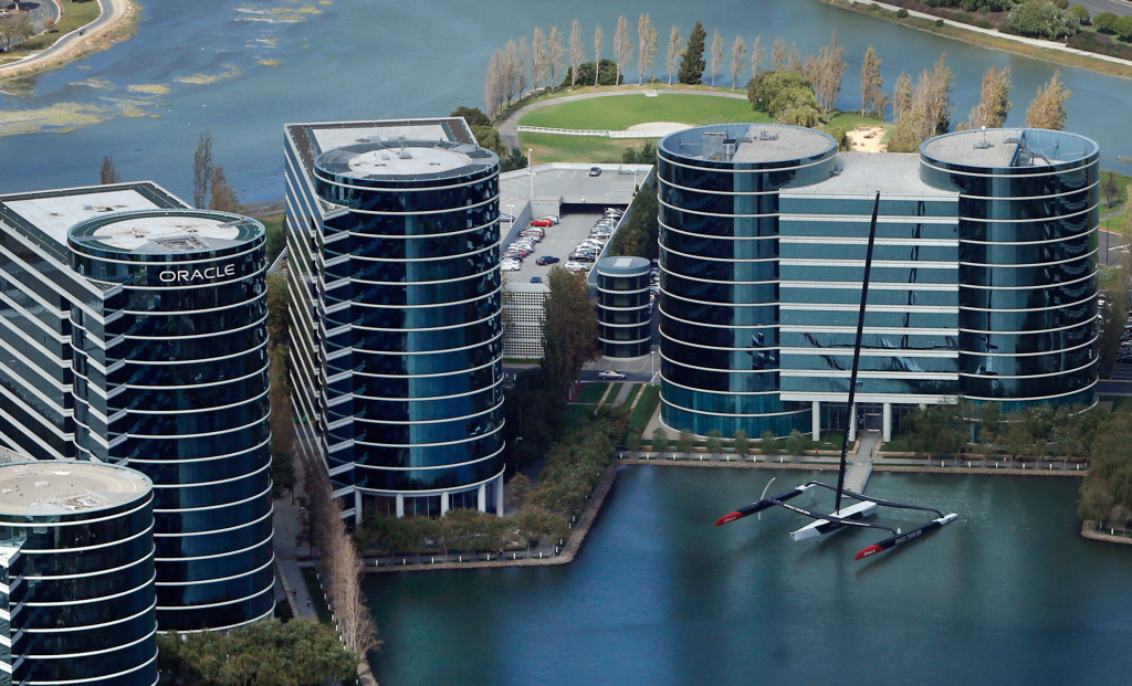 Lawsuit claiming Oracle paid women less gets class-action status