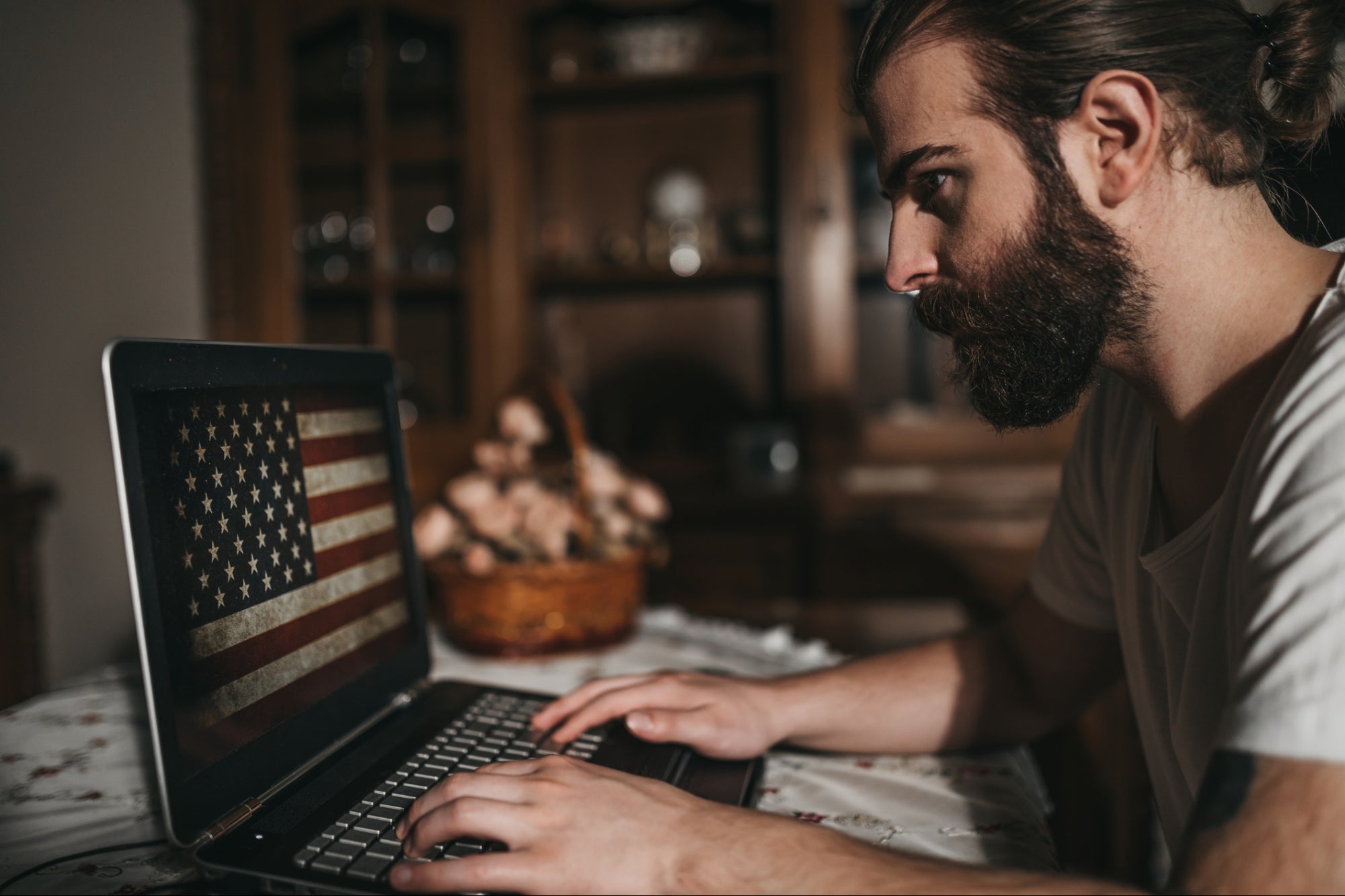 5 Tips for Military Vets Transitioning Into a Remote Workforce or Business