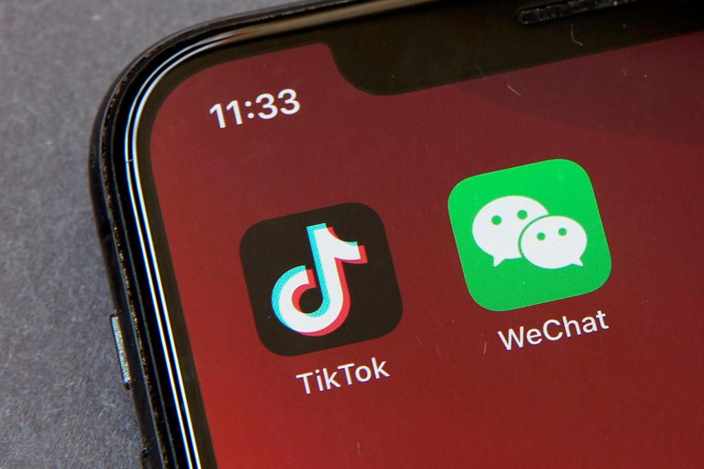 Judge agrees to delay US government restrictions on WeChat