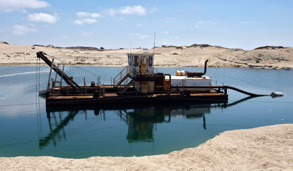 Marina: Last coastal sand mine set to close