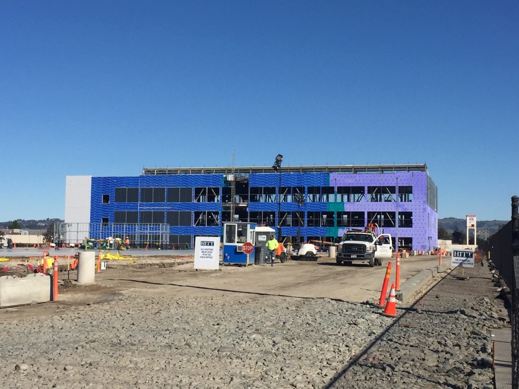 Amazon leases big Hayward tech building now being constructed