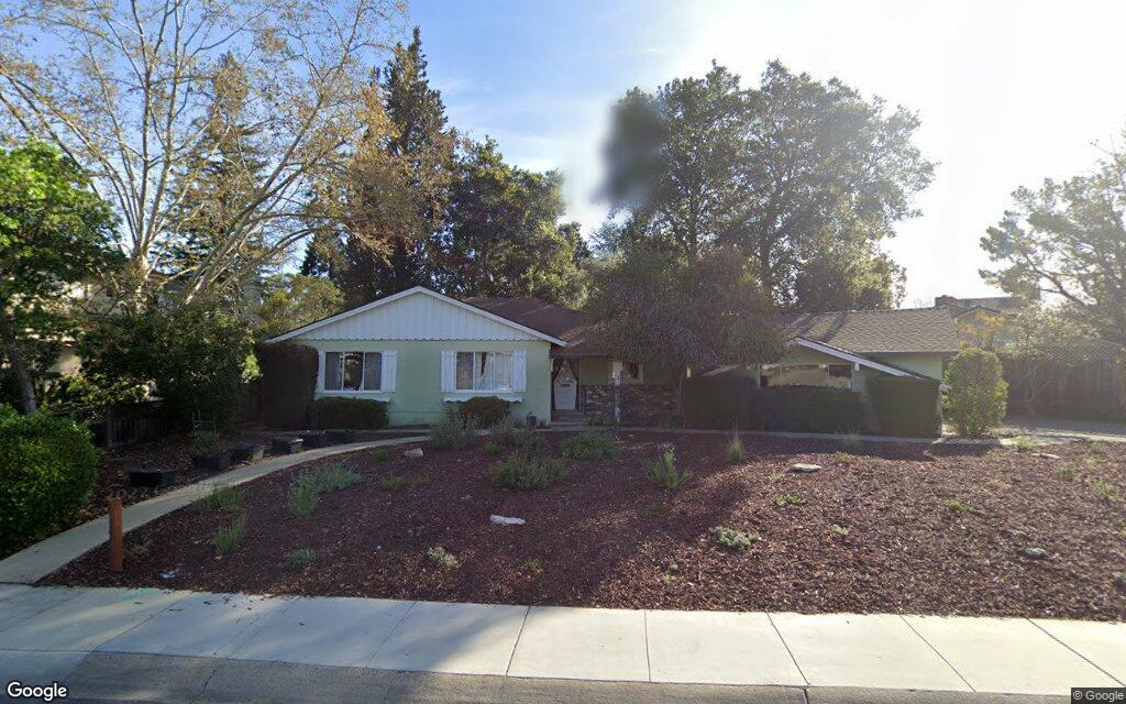 Single-family residence sells for $2.9 million in Palo Alto