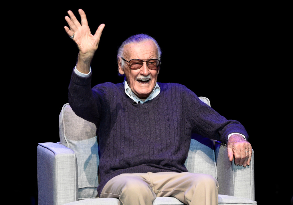 Off Topic: Stan Lee tributes, Christmas songs, Foods that clean, storefront crash