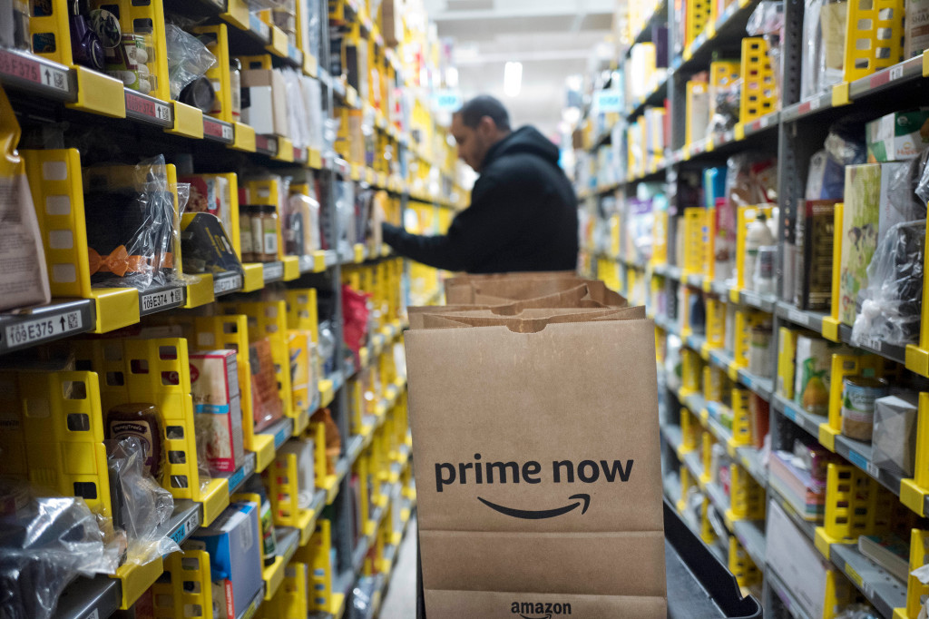 Amazon says it shipped more than 1B items with Prime service over holidays