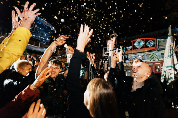 Startups Weekly: VCs celebrate the new year the only way they know how