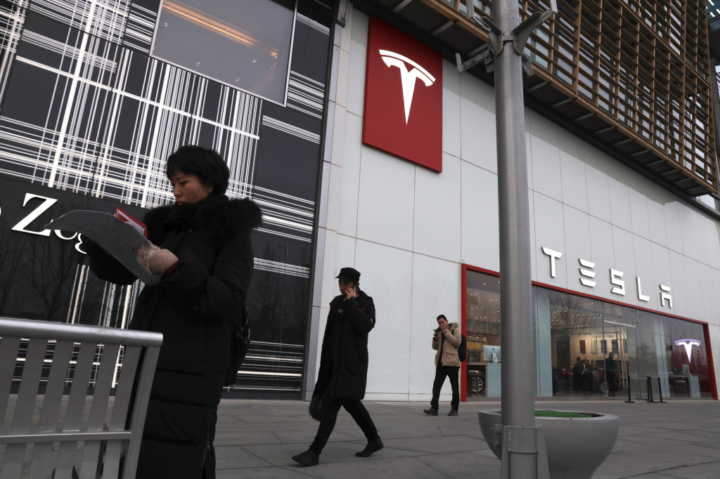 Elon Musk breaks ground on Tesla’s Shanghai Gigafactory