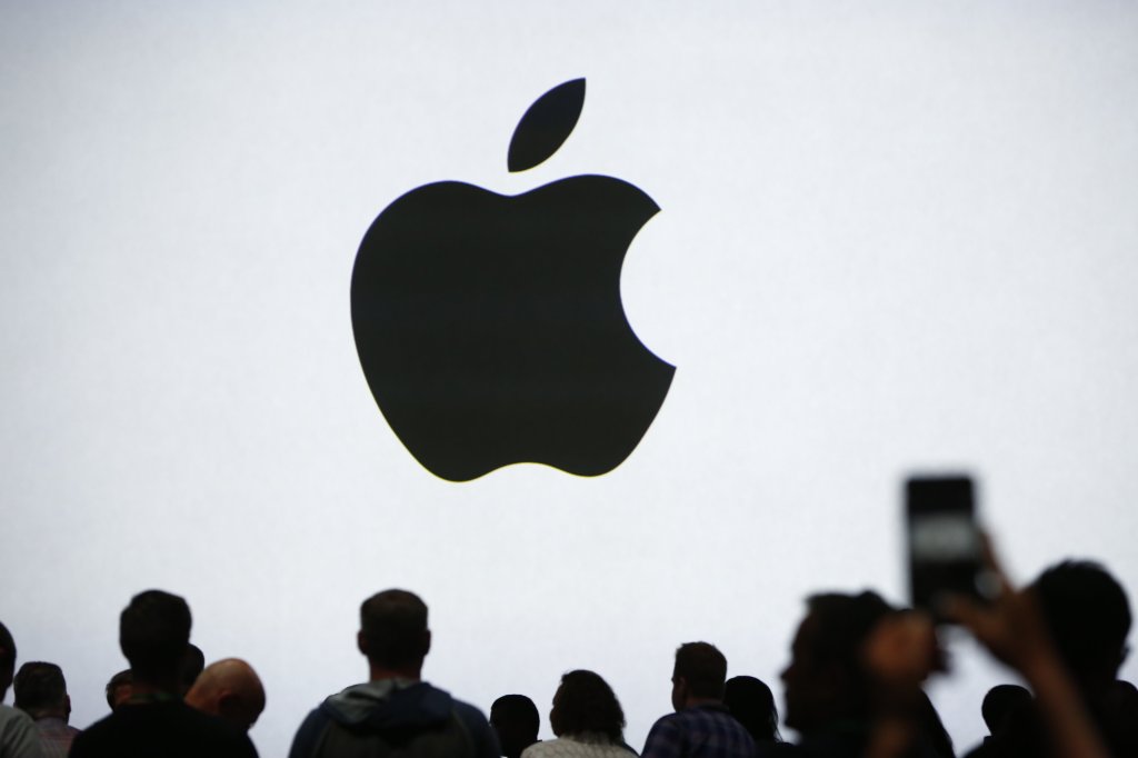 Coronavirus: Apple temporarily closing all stores outside China