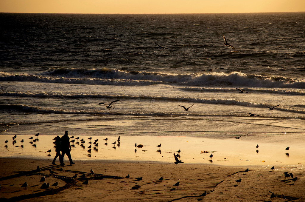 California ranked 6th happiest state