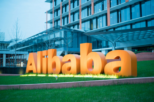 Global investors flee from Chinese tech stocks after the government crackdown on Ant and Alibaba