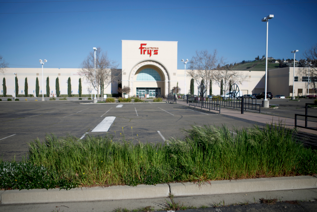 ‘The coolest store in town’: Bay Area Fry’s shoppers reminisce on its glory days