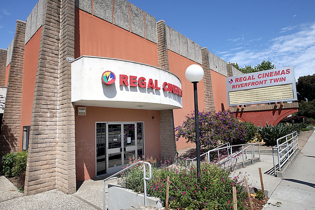 Regal Cinemas is closing 39 more movie theaters, including 7 California locations